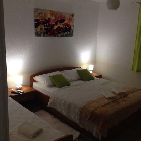 Marina Appartement Buitenkant foto