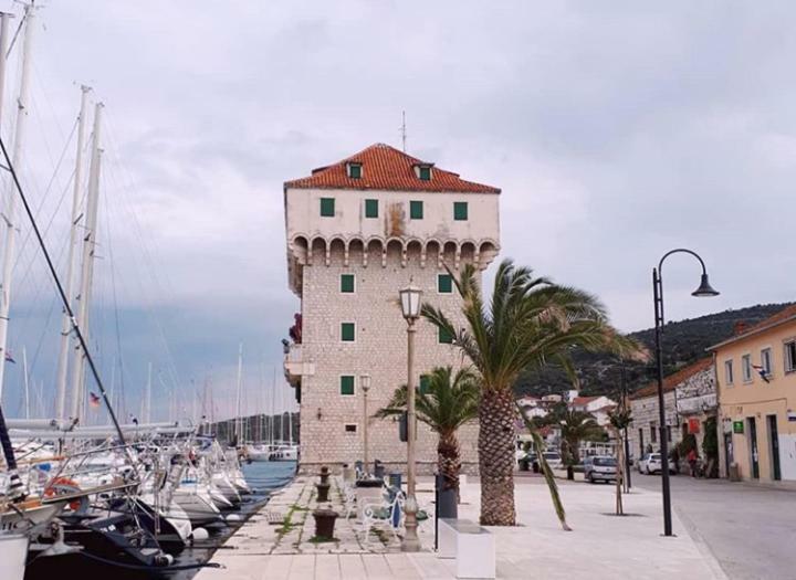 Marina Appartement Buitenkant foto